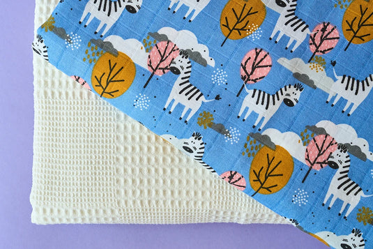 Cute Giraffe - Pera Atelier