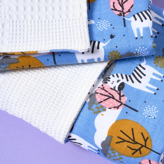 Cute Giraffe - Pera Atelier